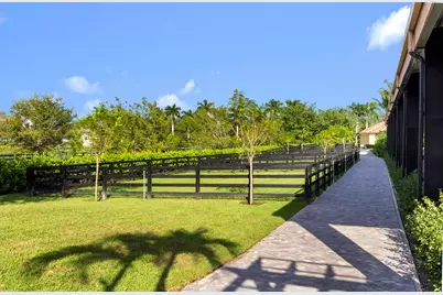 4985 Stables Way, Wellington, FL 33414 - Photo 26