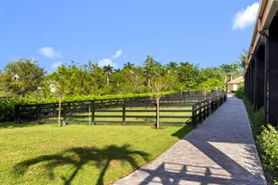 4985 Stables Way, Wellington, FL 33414 - Photo 26