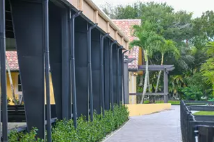 4985 Stables Way, Wellington, FL 33414 - Photo 24