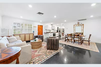 401 Riverside Drive, Palm Beach Gardens, FL 33410 - Photo 2