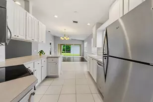 10762 SW Elsinore Dr, Port Saint Lucie, FL 34987 - Photo 4