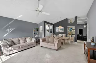 131 Hammocks Ct, Greenacres, FL 33413 - Photo 4