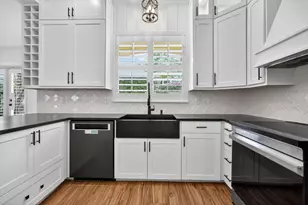 216 W Bay Cedar Cir, Jupiter, FL 33458 - Photo 20