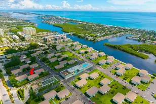 480 Horizons W, Boynton Beach, FL 33435 - Photo 22