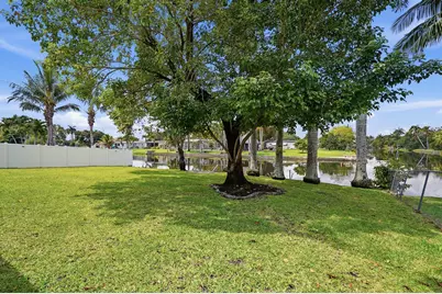 5261 SW 89th Avenue, Cooper City, FL 33328 - Photo 40