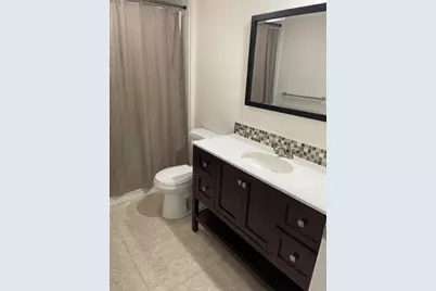 3526 Whitehall Drive #404, West Palm Beach, FL 33401 - Photo 10