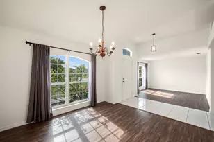 949 SE Bywood Ave, Port Saint Lucie, FL 34983 - Photo 4