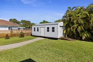 13621 SW 16th St, Davie, FL 33325 - Photo 32