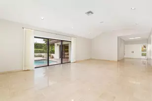 575 N Lake Wy, Palm Beach, FL 33480 - Photo 8
