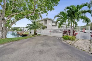 900 SW 12th St, Fort Lauderdale, FL 33315 - Photo 1
