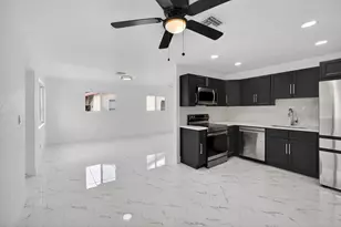 1225 W 32nd St, Riviera Beach, FL 33404 - Photo 10