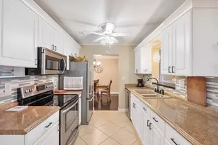 1810 SW 18th St, Boynton Beach, FL 33426 - Photo 12