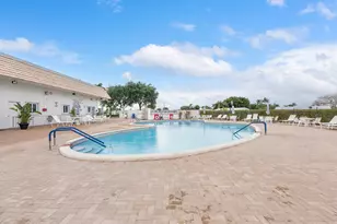 1810 SW 18th St, Boynton Beach, FL 33426 - Photo 32