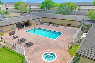 2080 Greenview Shores Blvd, Wellington, FL 33414 - Photo 14