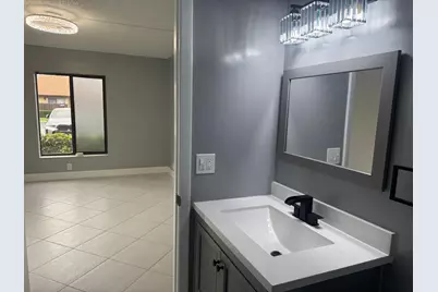 802 Sky Pine Way #D1, Greenacres, FL 33415 - Photo 8