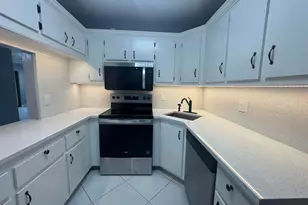 802 Sky Pine Way, Greenacres, FL 33415 - Photo 16