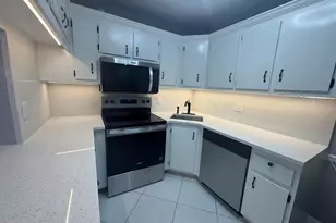 802 Sky Pine Way, Greenacres, FL 33415 - Photo 18