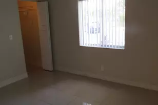 335 Pine Ridge Cir, Greenacres, FL 33463 - Photo 12