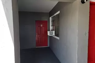 1025 13th St, West Palm Beach, FL 33401 - Photo 2