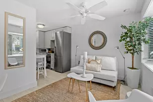 605 N Lakeside Dr, Lake Worth Beach, FL 33460 - Photo 6