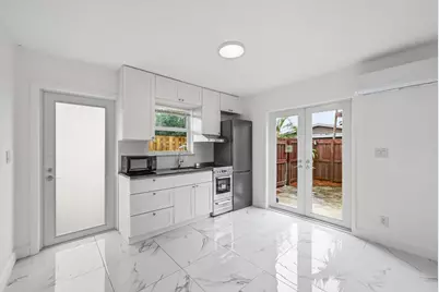 2308 NW 3rd Avenue #4, Wilton Manors, FL 33311 - Photo 4