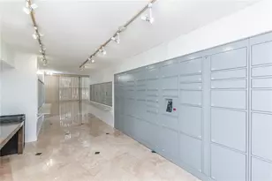 1000 Parkview Dr, Hallandale Beach, FL 33009 - Photo 22