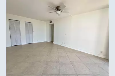 1000 Parkview Drive #831, Hallandale Beach, FL 33009 - Photo 8
