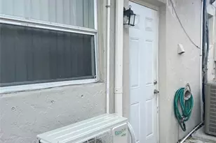 2721 N 72nd Terrace, Hollywood, FL 33024 - Photo 1