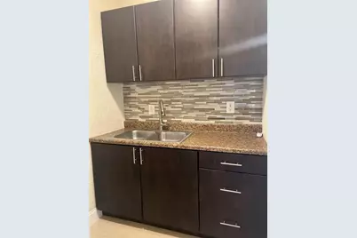 2721 N 72nd Terrace #Studio, Hollywood, FL 33024 - Photo 4