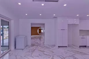 696 Arlington Dr, West Palm Beach, FL 33415 - Photo 18