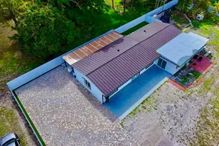 696 Arlington Dr, West Palm Beach, FL 33415 - Photo 10