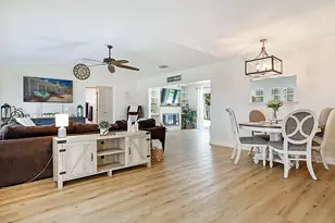 711 Warren Dr, Jupiter, FL 33458 - Photo 8