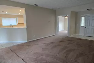2601 SE Creston Ln, Port Saint Lucie, FL 34952 - Photo 6