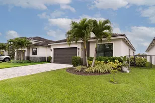 7552 Moonrise Dr, Greenacres, FL 33467 - Photo 2