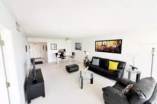 2681 S Course Dr, Pompano Beach, FL 33069 - Photo 12