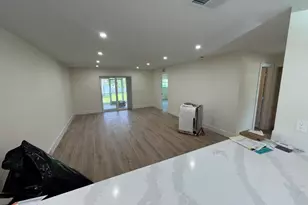 435 SW Natura Ave, Deerfield Beach, FL 33441 - Photo 6
