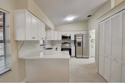 7011 San Sebastian Circle, Boca Raton, FL 33433 - Photo 18