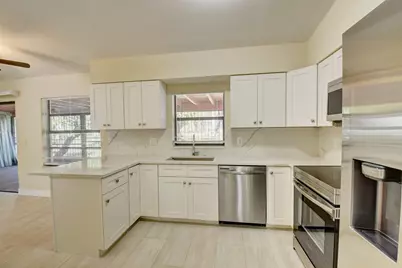 7011 San Sebastian Circle, Boca Raton, FL 33433 - Photo 20