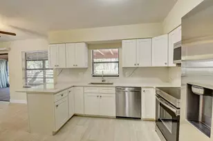 7011 San Sebastian Cir, Boca Raton, FL 33433 - Photo 20