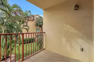 310 Villa Cir, Boynton Beach, FL 33435 - Photo 12