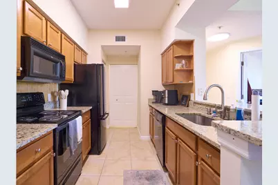 9112 Myrtlewood Circle W, Palm Beach Gardens, FL 33418 - Photo 8