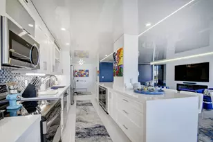 5510 N Ocean Dr, Singer Island, FL 33404 - Photo 10