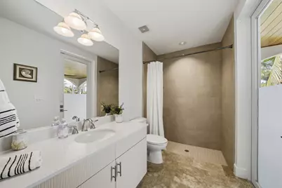 69 Isle Of Venice Drive, Fort Lauderdale, FL 33301 - Photo 32