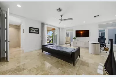 69 Isle Of Venice Drive, Fort Lauderdale, FL 33301 - Photo 8