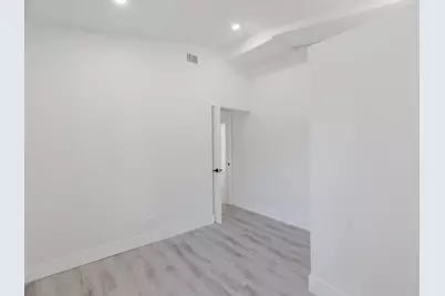 113 SE 8th Avenue, Boynton Beach, FL 33435 - Photo 16