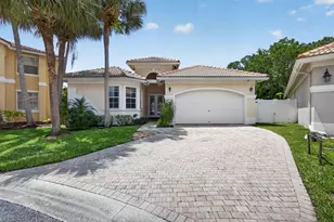 8642 Plum Cay, Royal Palm Beach, FL 33411 - Photo 2