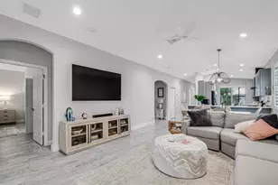 8203 Bellafiore Way, Boynton Beach, FL 33472 - Photo 10