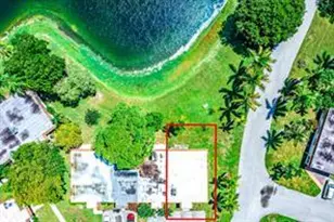 435 SW Natura Ave, Deerfield Beach, FL 33441 - Photo 14
