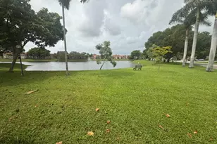 435 SW Natura Ave, Deerfield Beach, FL 33441 - Photo 18