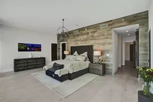 17301 Biscayne Blvd, North Miami Beach, FL 33160 - Photo 24